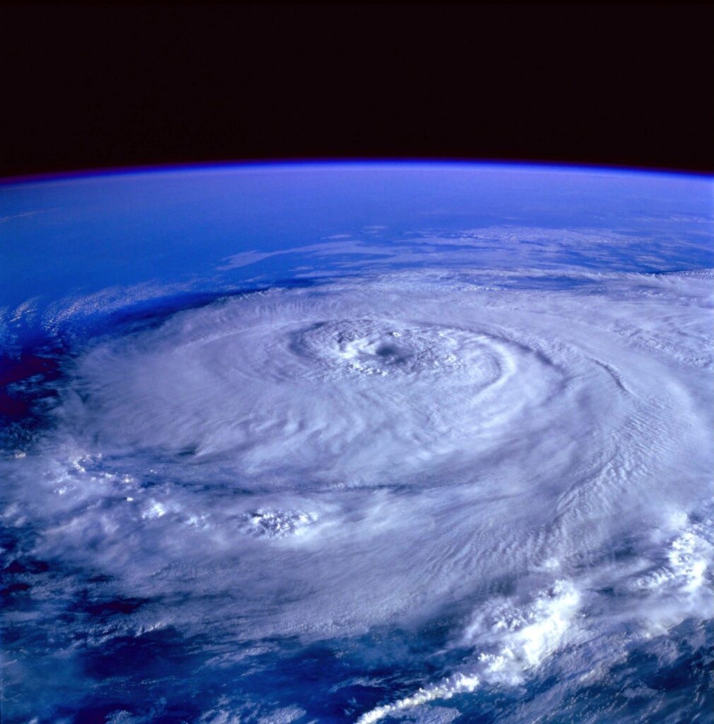 https://pixabay.com/photos/hurricane-earth-satellite-tracking-92968/
